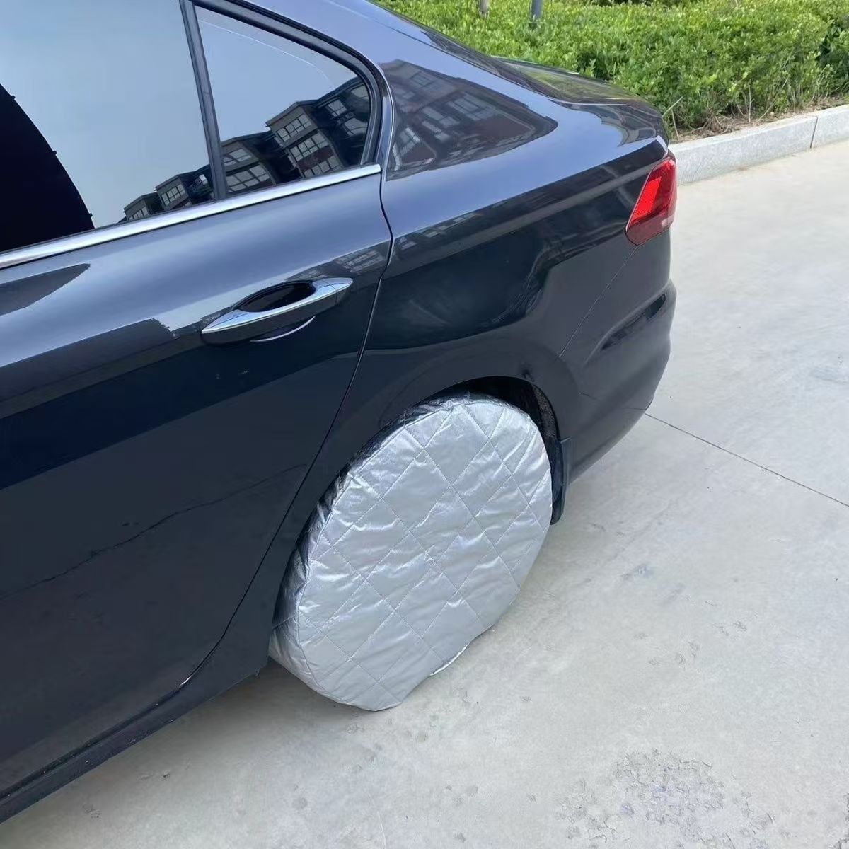 Wholesale Car Tire Protective Cover to Prevent Dogs from Peeing, Waterproof, Sunproof, Dustproof, Rainproof and Thickened Tire Cover