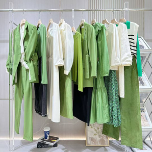 Shanghai's Top Brand Light Luxury 2025 Autumn Miki Sigel Dress Tops and Skirts from the Store, Direct Supply from the First Hand