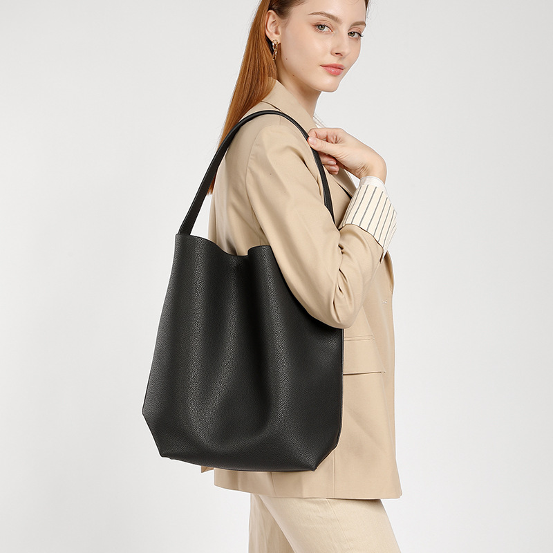 定制热销小众手提水桶女包 牛皮托特包大容量女生高级感单肩包