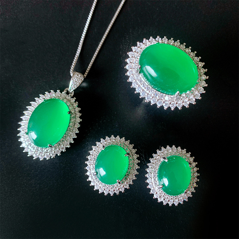 Zhuang Sheng joyería S925 todo el cuerpo de plata TikTok Venta caliente verde esmeralda Calcedonia colgante anillo pendientes traje