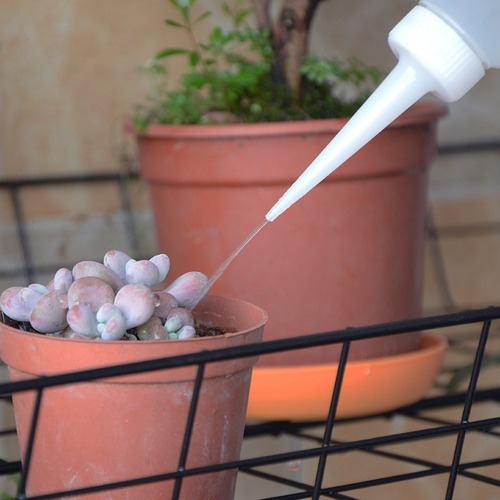 Transparent watering kettle for watering flowers, household succulent plant watering kettle, sprinkler kettle, sprinkler watering squeeze type tip dripping kettle