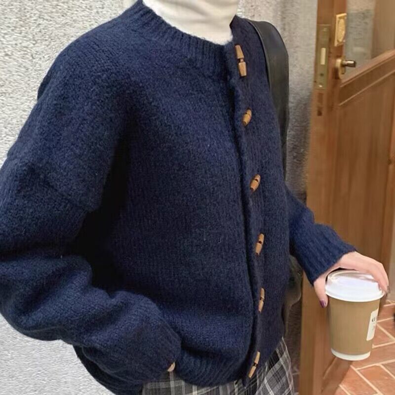 女性用グリーンホーンボタンニットカーディガン、秋冬ヨーロッパラクーンベルベット厚みのある冬アウターセータージャケット、高級感|undefined