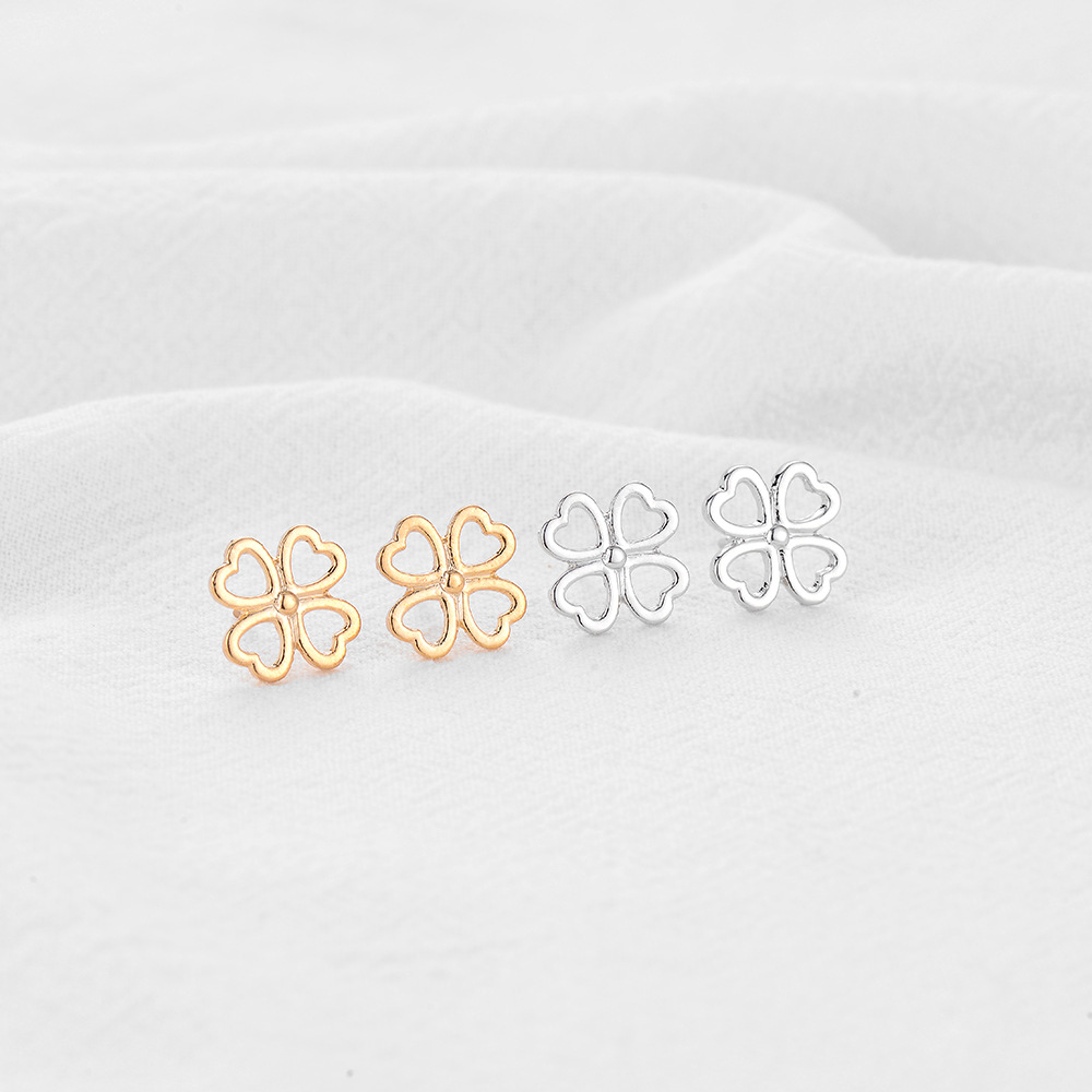 Simple Hollow Geometric Metal Heart Four-leaf Clover Earrings Wholesale Nihaojewelry display picture 6