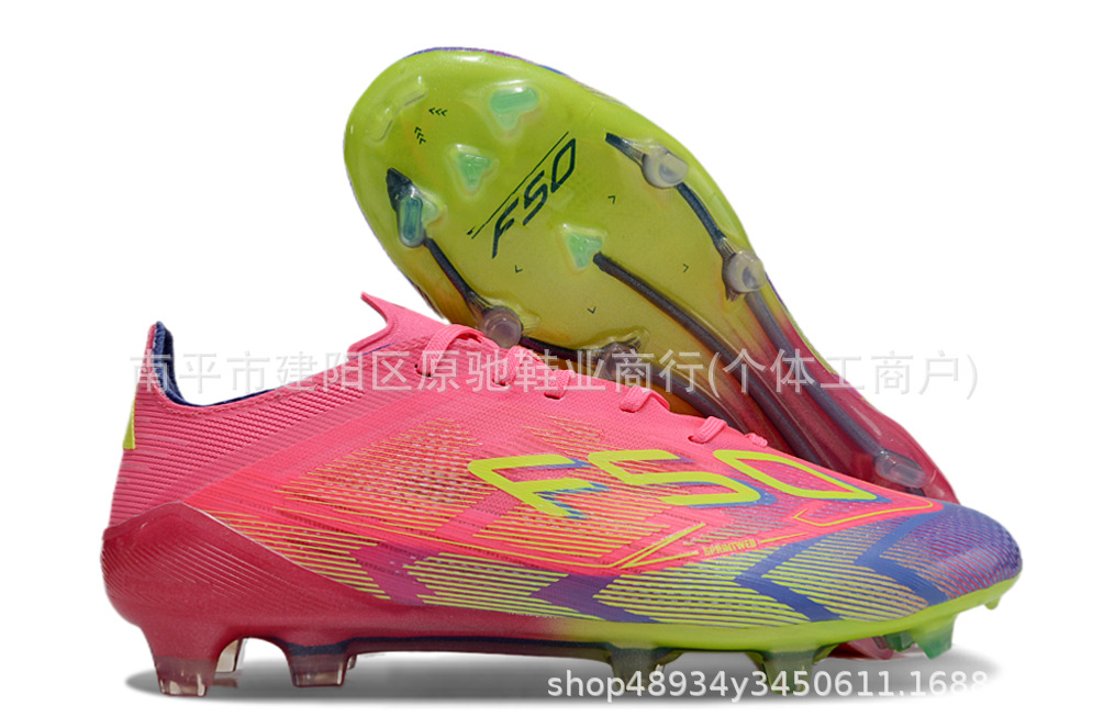 Fábrica de Putian al por mayor F50 zapatos de fútbol FG zapatos con lengua baja zapatos de fútbol hombres