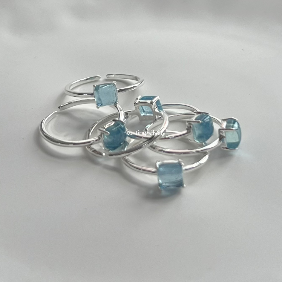 Natural Crystal And Gemstone Charm For Positive Energy And Luck_voghion.com