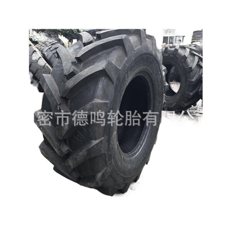 Suministro 29x12,5-15 de forma especial de neumáticos de espiga patrón de neumáticos 29*12,5-15 cortacésped engrosamiento de neumáticos