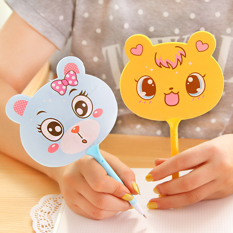 小プレゼントを押して、幼稚園の子供のおもちゃを卸売りします。|undefined