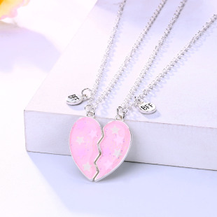�羳��ͯ�朴��Fʯ�Ͻ���ͺ�����һ������ƴ�����b��ɫ������