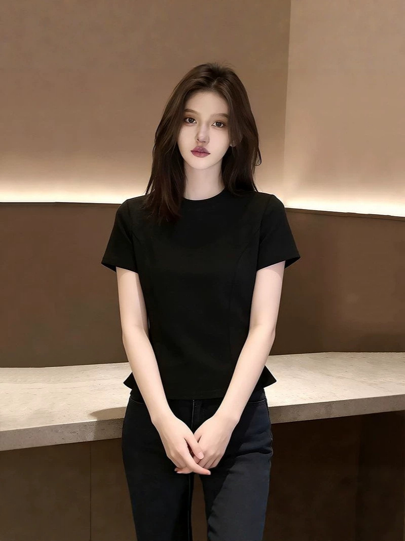 Summer High-End Fashion Waist-Cinching Short-Sleeve T-Shirt with Round Neck, Regular Shoulders, and Ruffle Design, Tummy-Concealing and Slimming Commuter Top