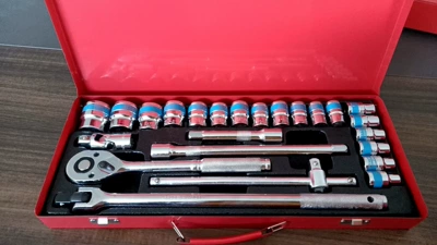 Gutuo 24-piece socket wrench set, Mühərrik tənzimləmə alətləri - blue-ribbon-iron-box-24-piece-set-f-rod
