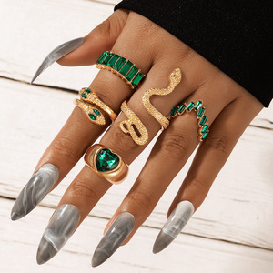 Europe and the United States the new wholesale fashion jewelry ring coil love emerald set auger female ins set the five ring