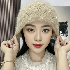 秋冬の新型の厚いニット帽の子供のファッション的な網状の毛の帽子の大きい頭の周りに帽子を積む保温の毛糸の帽子