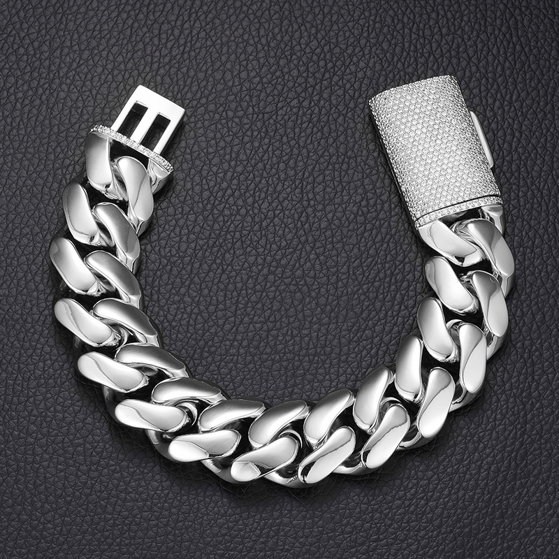 Cuban Chain Bracelet With Zircon Inlay And Gold Plated Finish_voghion.com