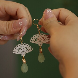 ����ʽ�����OӋ��������m���K���h�r�г��ɸ߼����°ٴ���ƷŮ