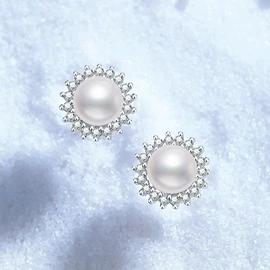 项链;耳钉;戒指