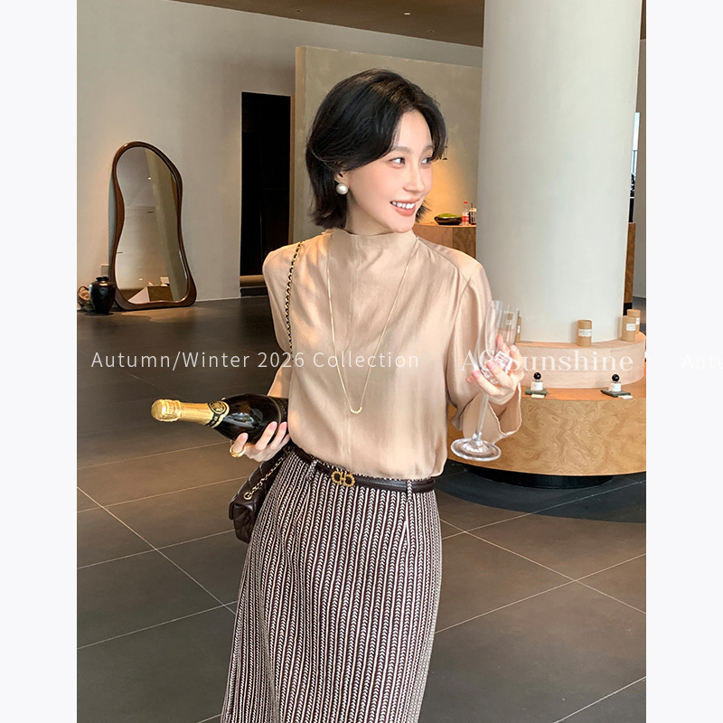 AC SUNSHINE rayon shirt with half-high collar, relaxed modern elegance, slimming commuter blouse for women 19895 AC SUNSHINE rayon shirt with half-high collar, relaxed modern elegance, slimming commuter blouse for women 19895