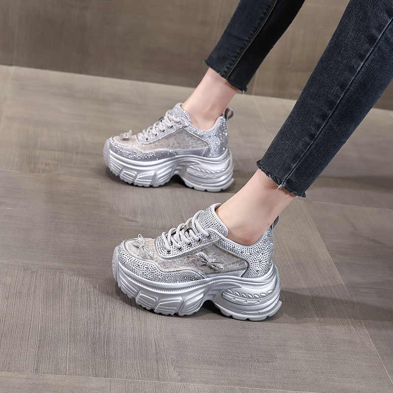 Giày sneaker nữ chunky đế dày đính đá phong cách thể thao — Màu trắng
