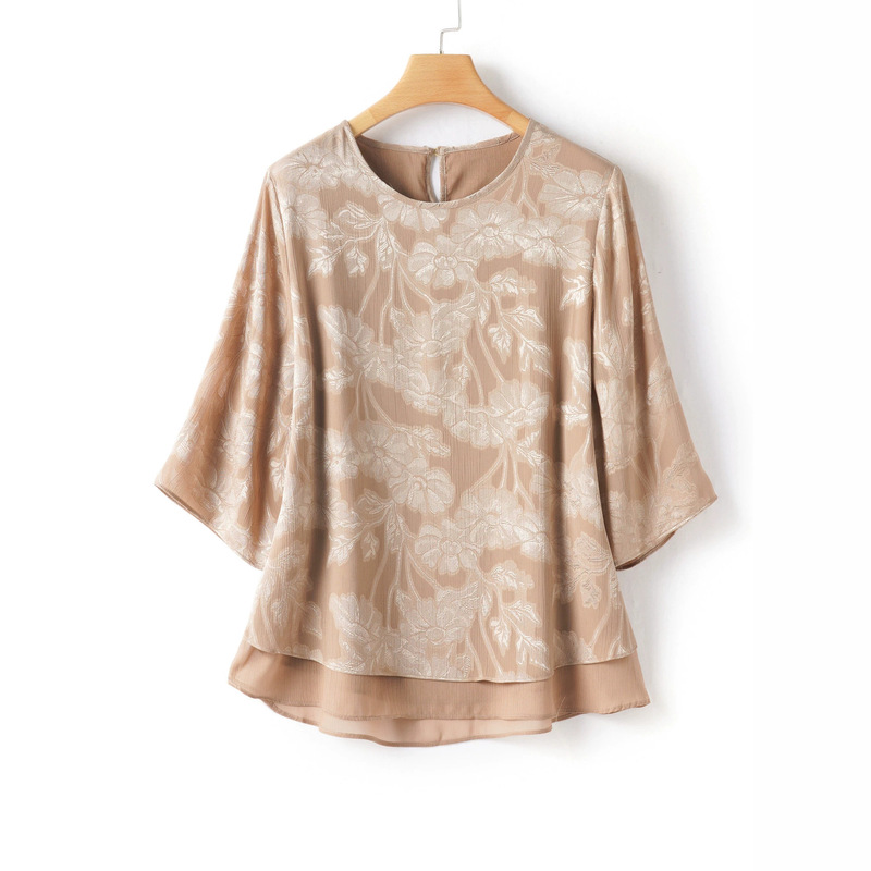 Middle-Aged Mom's Summer High-End Silk Blouse 2026 New Style Short-Sleeve Stylish T-Shirt for Middle-Aged and Elderly Women