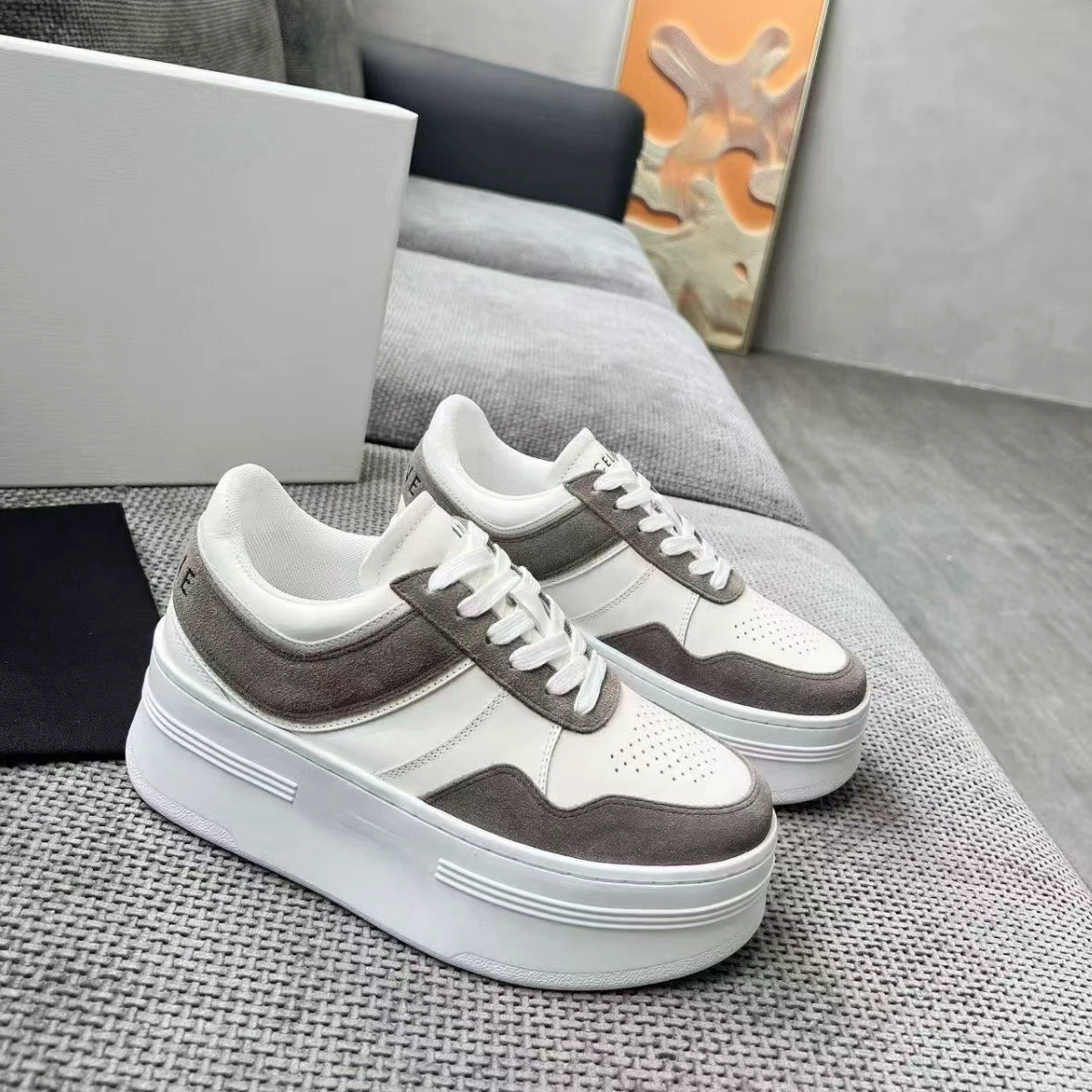 Классические кроссовки на высокой платформе из натуральной кожи, универсальные белые с акцентами бирюзовый/черный, размеры 35–39