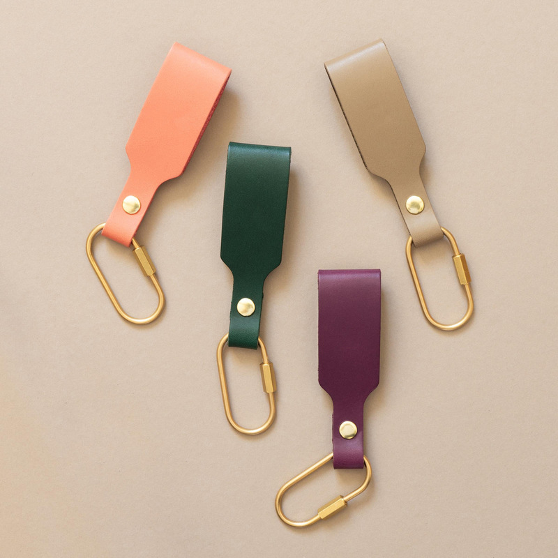 Personalized Leather Keychain Pendant, Can Be Hung with a Carabiner, Car Keychain Accessory, Key Ring Hook, Gift