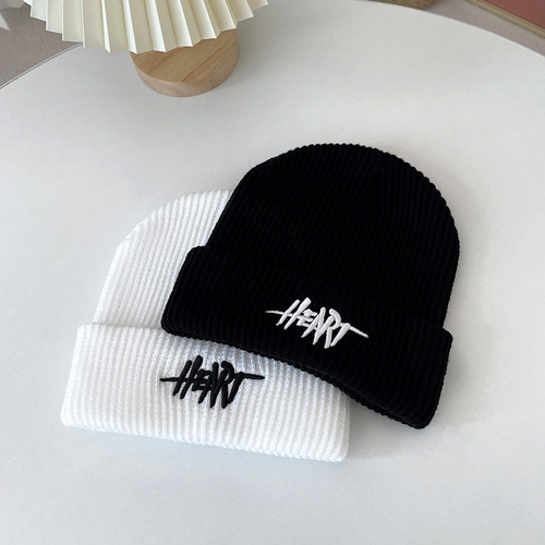 Korean ins super hot knitted hat for men with large head circumference embroidered pullover cold hat street style curled wool hat for women