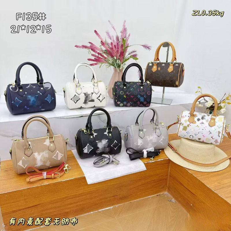 Lujia の新しい外国貿易スタイルオリジナルシングルレディースショルダークロスボディ枕バッグレプリカ工場直販ハンドバッグ卸売|undefined