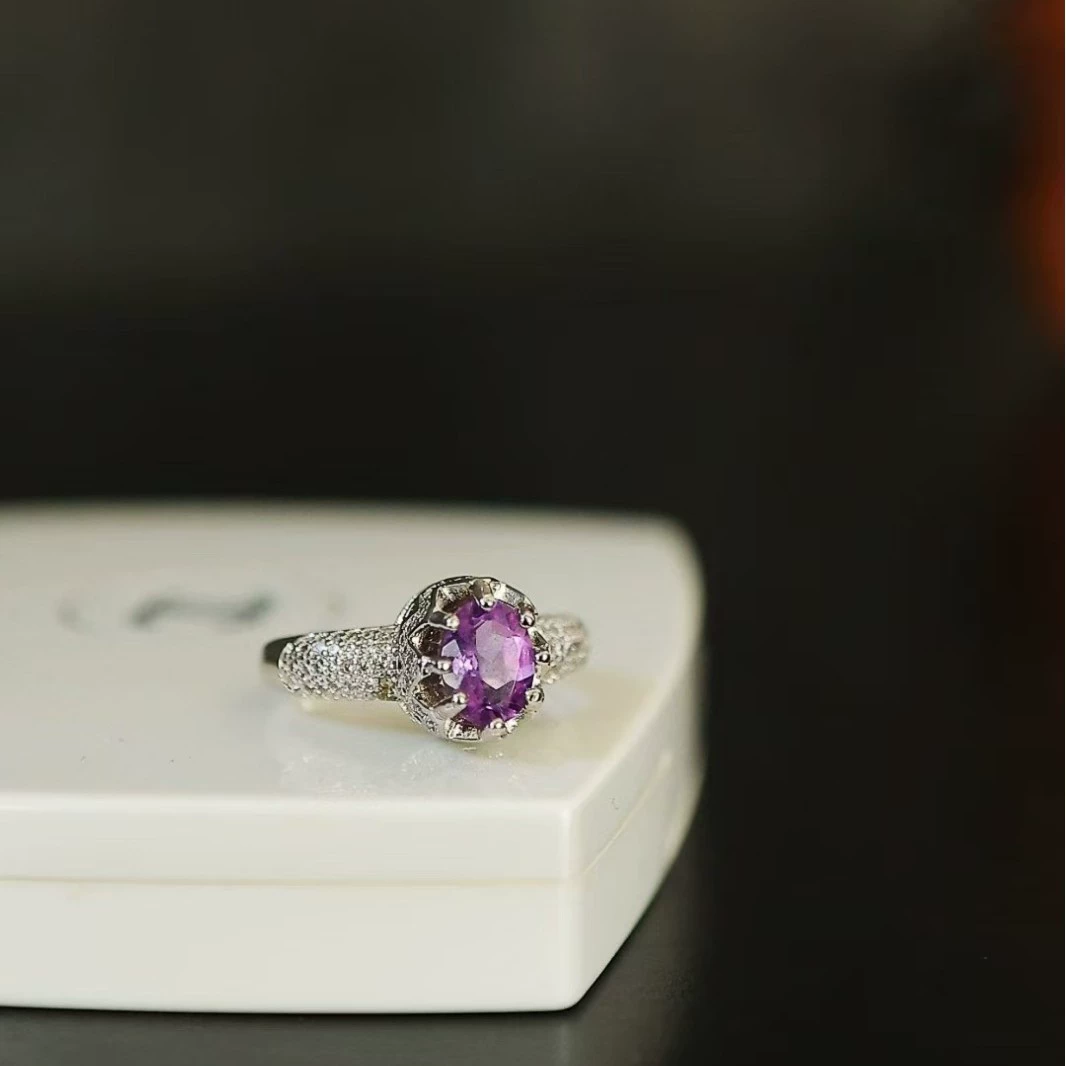 Новое высококачественное открытое кольцо с натуральным аметистом для женщин, изысканное и модное живое кольцо с медной инкрустацией, ювелирные изделия