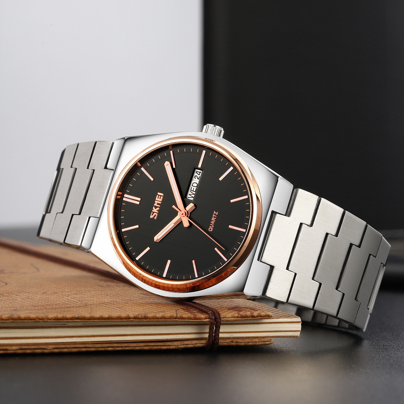 Reloj de cuarzo impermeable de alta calidad, simple reloj de acero sólido, reloj de hombre al por mayor.