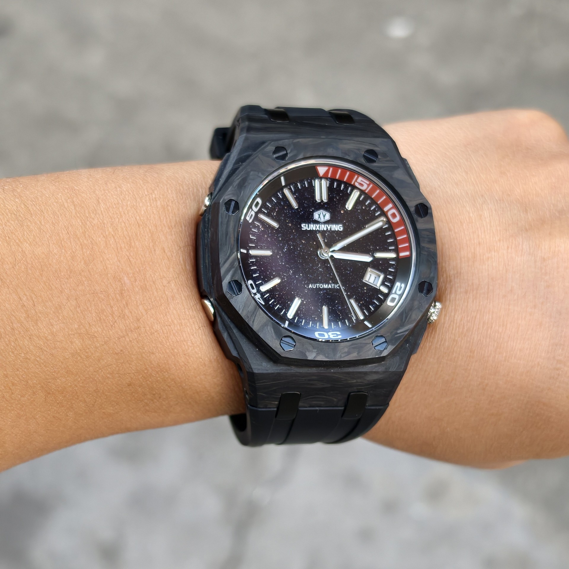 Men's Classy Accessible Luxury Automatic Mechanical Watch Starry Sky Dial Carbon Fiber 316 Stainless Steel Diamond Fashion Watch