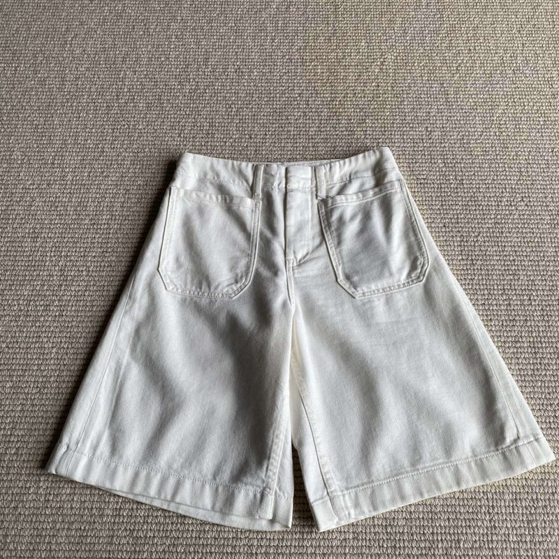 2026 Summer New Japanese Retro Style Ivory White High-Waisted Pocket Design Straight-Leg Casual Versatile Denim Shorts