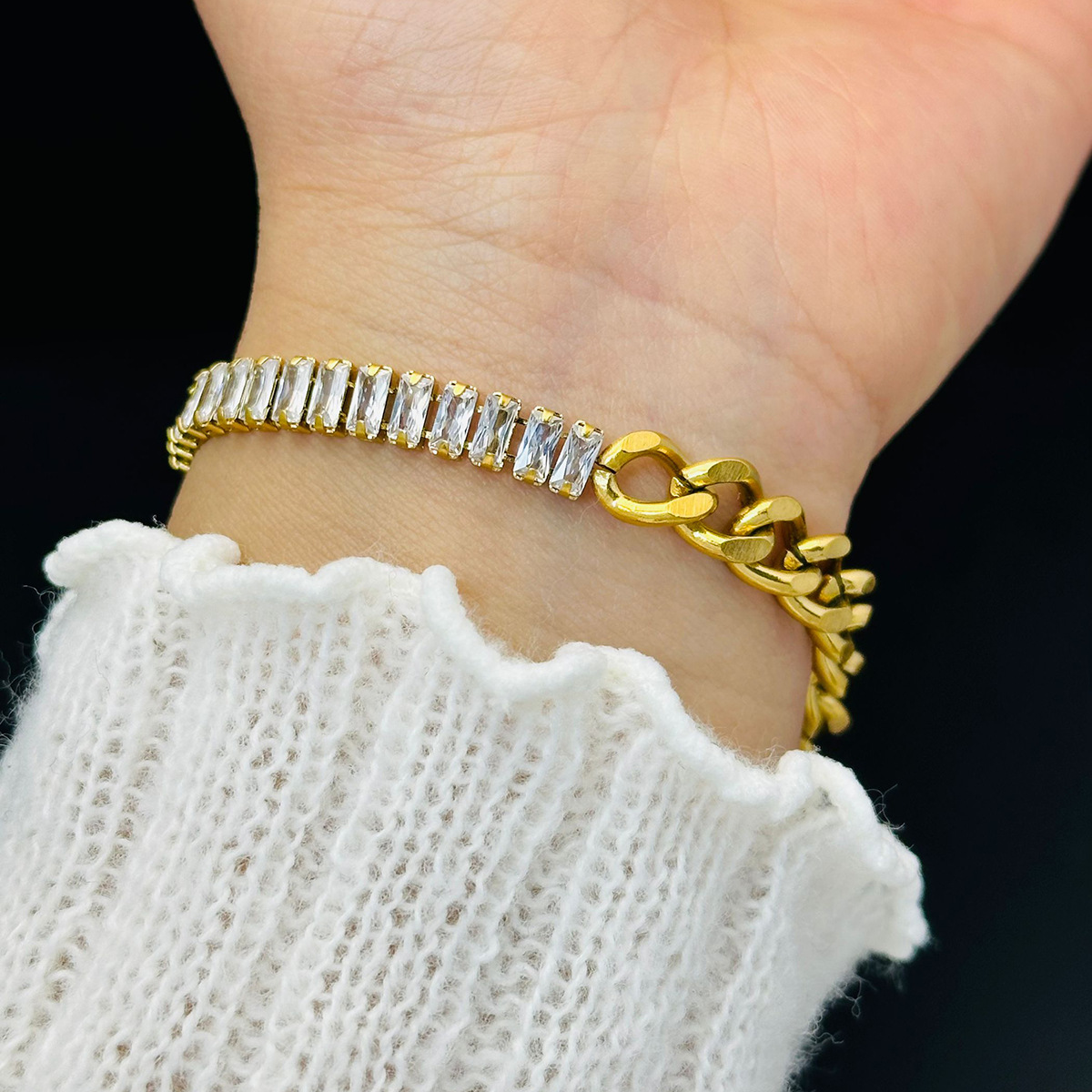 Diamantes brillantes transfronterizos geométricos transfronterizos de moda europea y americana temperamento ligero joyas de lujo mujeres no desvanecen pulseras europeas y estadounidenses exquisitas