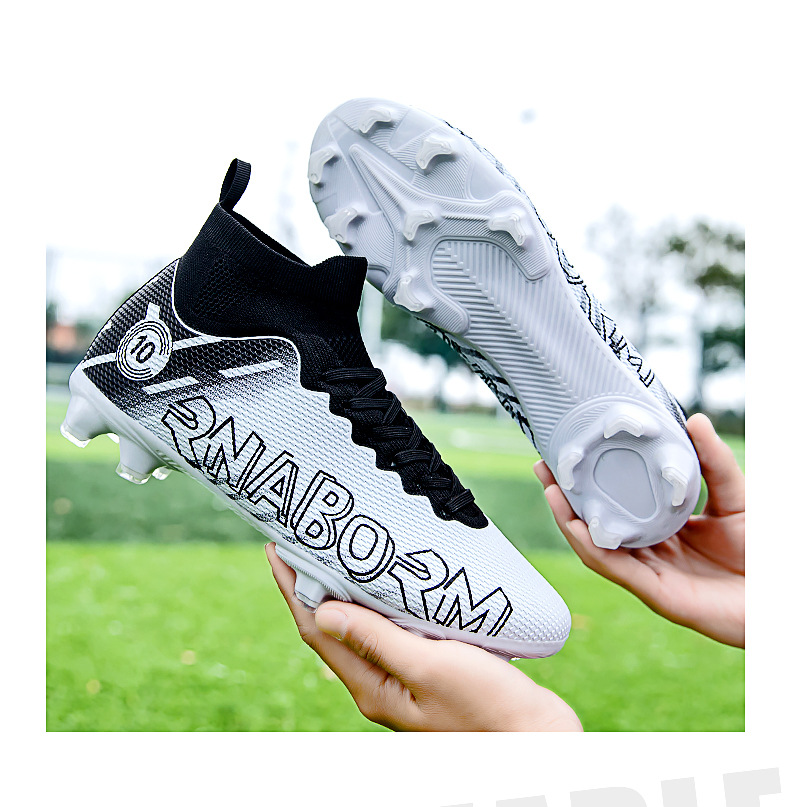 Autumn New High Top Long Men's and Women's Gold School Professional Training Broken Nail Football Shoes_voghion.com