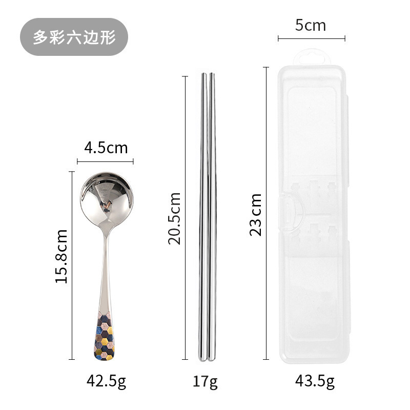 측면 버클 상자에 들어 있는 자연스럽고 다채로운 육각형 숟가락과 젓가락 2피스 세트