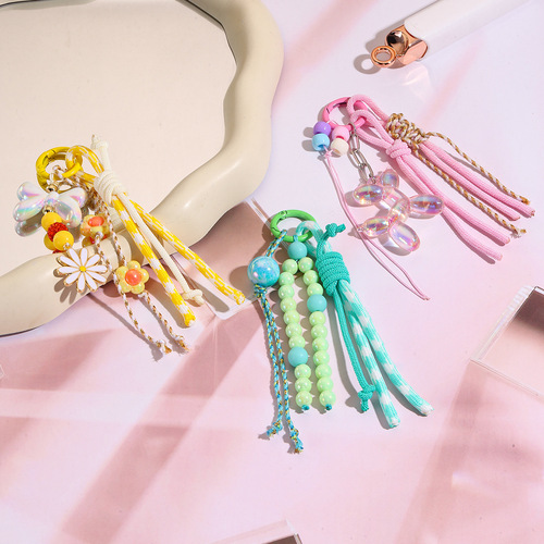 Cross-border best-selling keychain pendant smiling LOVE letter bead decoration for sisters-in-law and couples, cute backpack accessory