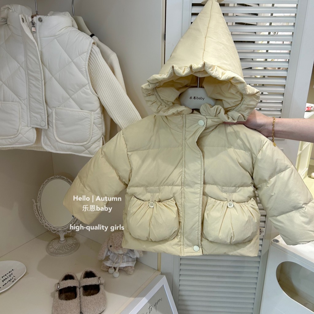 [Ropa de Niños Leen] Niñas otoño y invierno nuevo engrosado ropa de algodón amarillo estilo exterior abrigo con capuz de moda chaqueta de algodón
