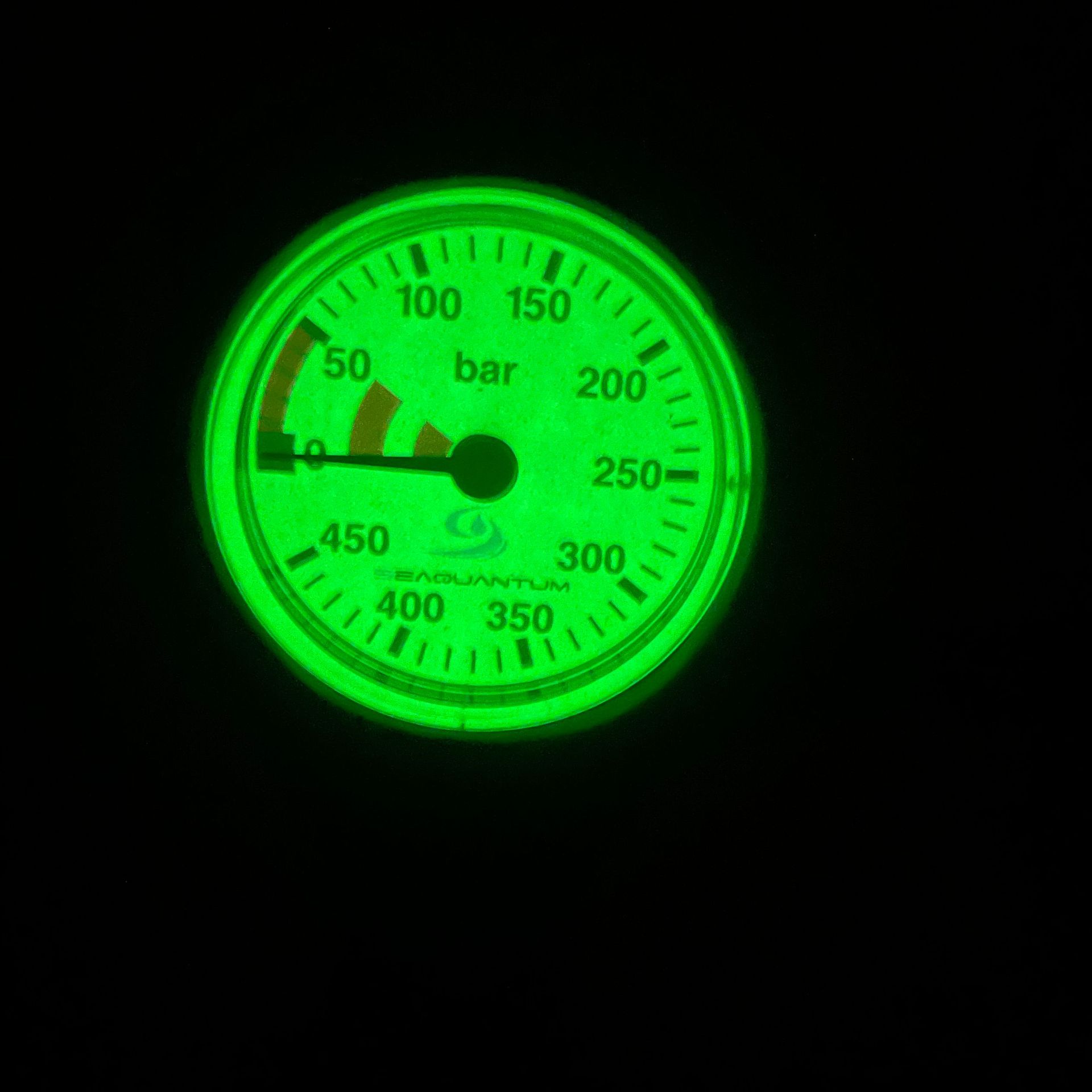 Italia importó original luminoso blanco de una pieza medidor de presión de aire negro medidor de presión de buceo presión residual medidor de presión de buceo