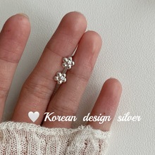 韩国小众设计感饰品 S925纯银小花朵可爱迷你耳钉 养耳洞秀气耳饰