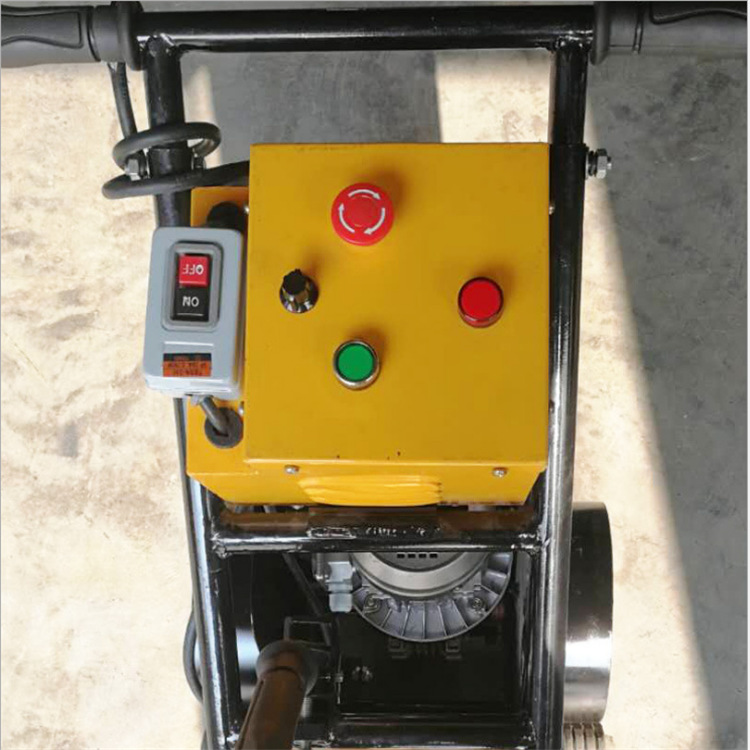 Máquina de raspadora de empuje manual Máquina de raspadora de goma dura Máquina de raspadora de piso PVC Máquina de raspadora de pista de plástico