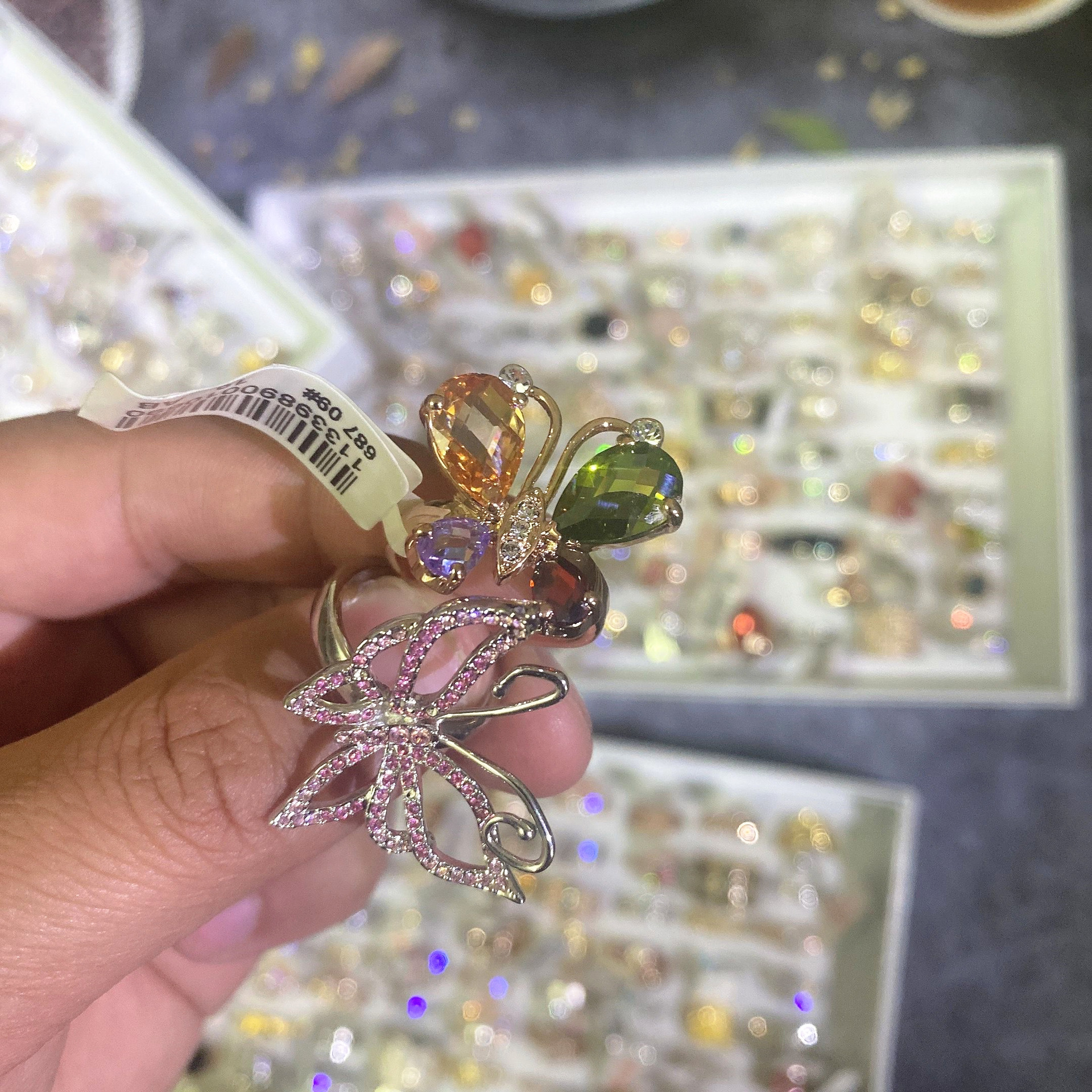 Luxurious Full Diamond Electroplated Gold Ring For Women Flower_voghion.com