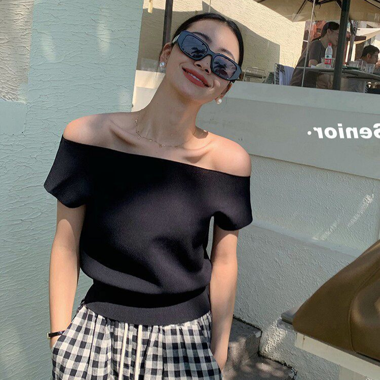 Korean Chic Unique Black Off-Shoulder Short-Sleeve T-Shirt for Women, Summer Design Niche Knit Top Korean Chic Unique Black Off-Shoulder Short-Sleeve T-Shirt for Women, Summer Design Niche Knit Top