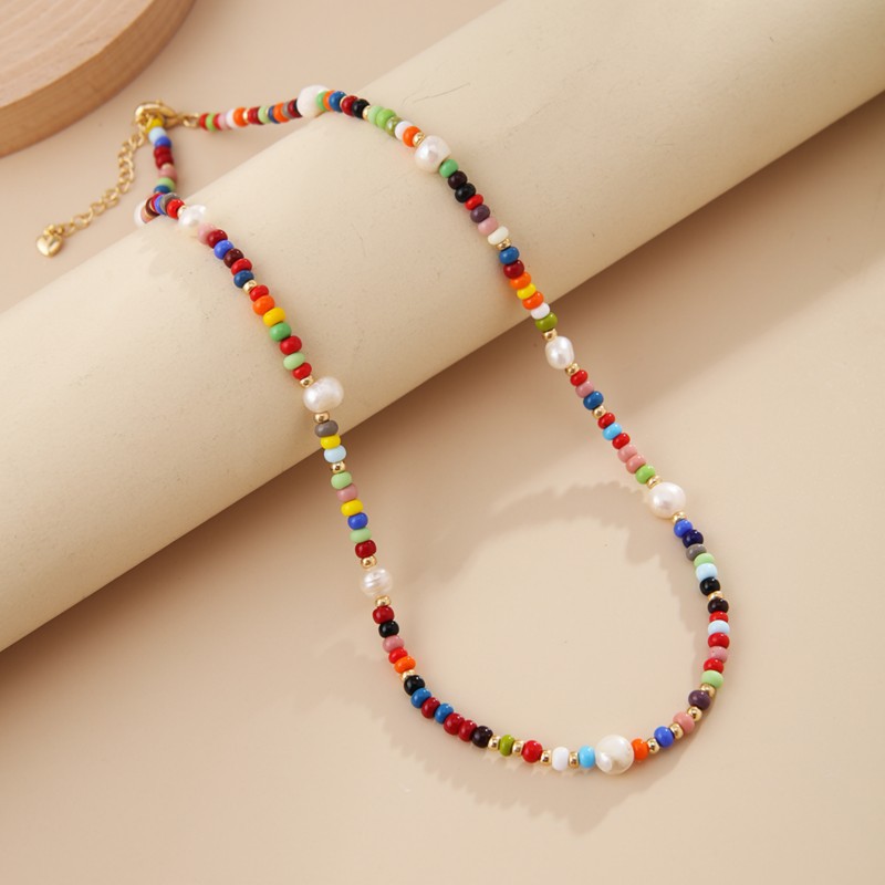 Retro necklace from pearl handmade