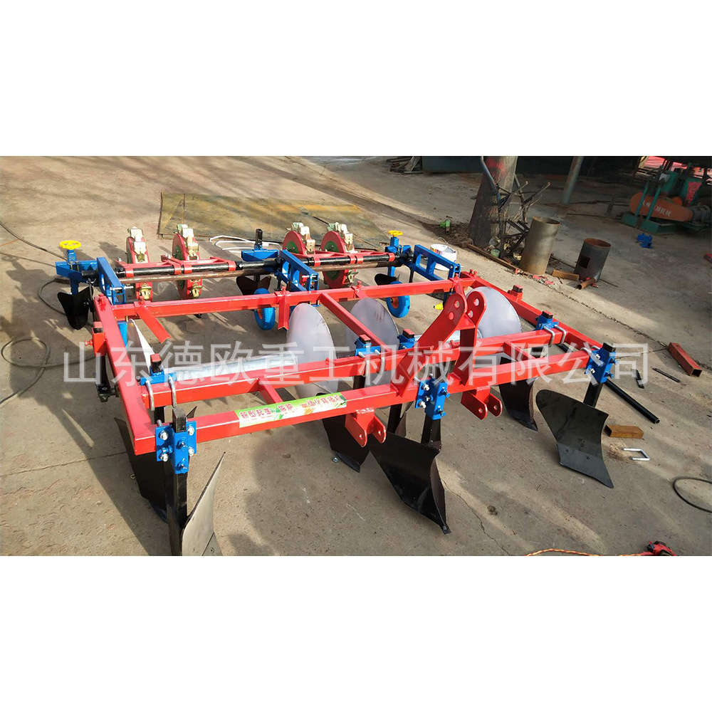 单垄四行玉米种植机 平土铺膜打孔播种一体机 花生谷子播种机