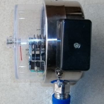 供应YX-150电接点压力表YXC-100B不锈钢电接点压力表