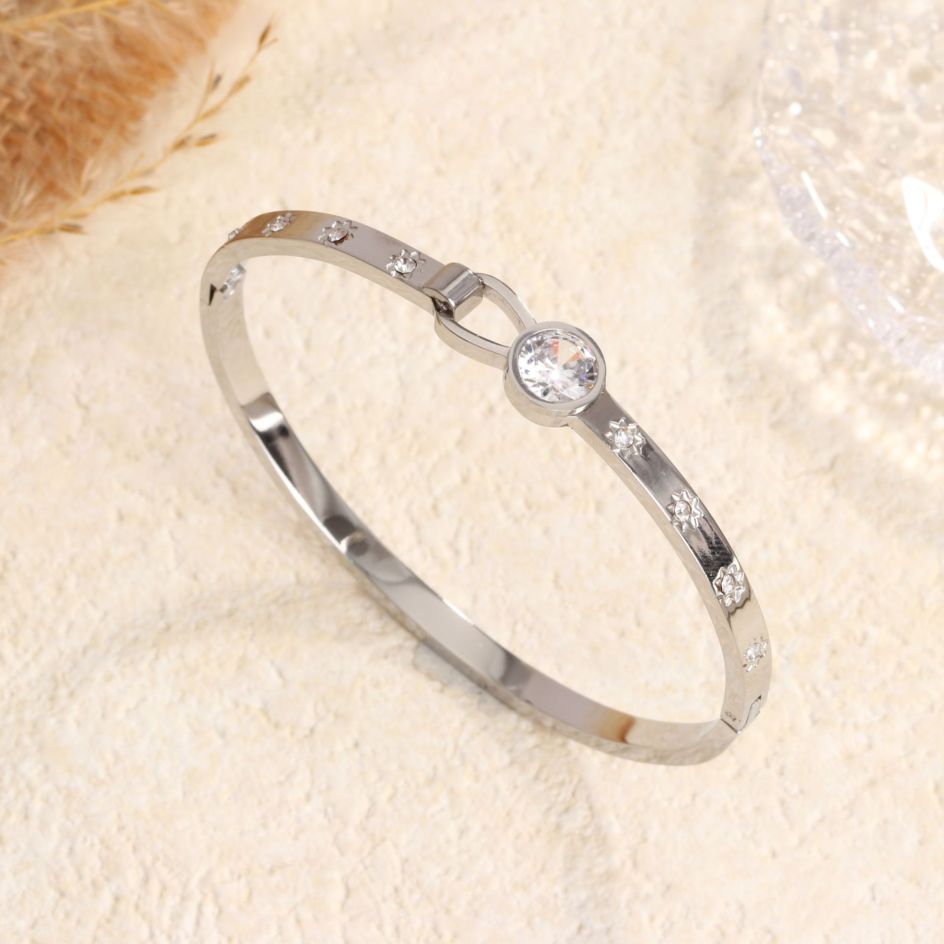 85 U자형 지르콘 팔찌 스틸 컬러