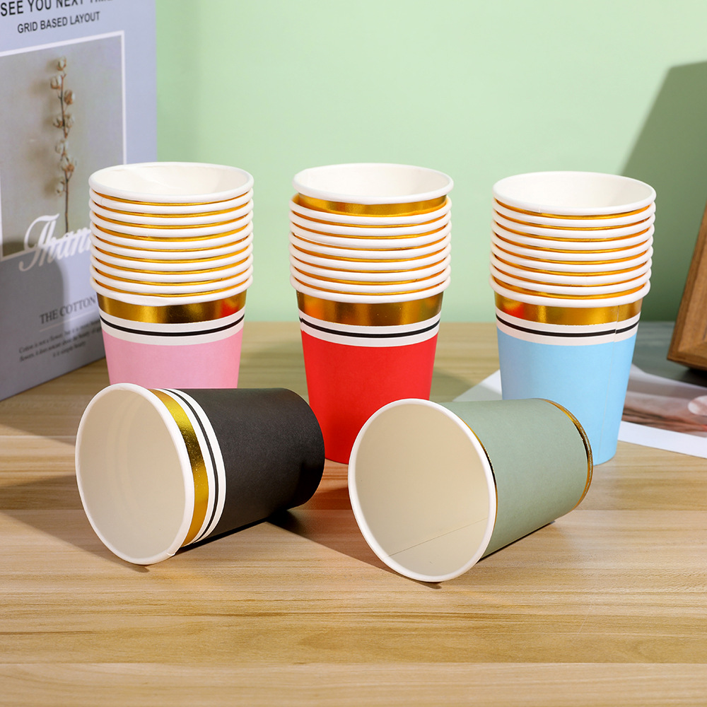 Multicolor de alto valor de color espesado oro comercial taza desechable fiesta de cumpleaños taza desechable colorida