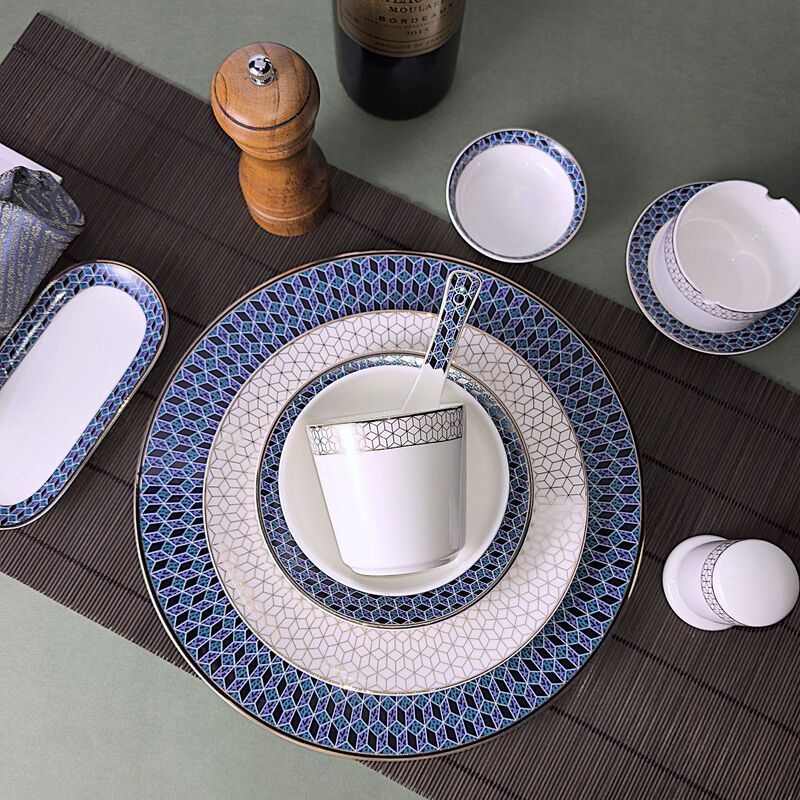 Bone China Tableware Three-Piece Set Western Restaurant Private Kitchen Hotel Club Light Luxury Tableware High-Value Gold-Rimmed Ceramic Five-Piece Set Bone China Tableware Three-Piece Set Western Restaurant Private Kitchen Hotel Club Light Luxury Tableware High-Value Gold-Rimmed Ceramic Five-Piece Set