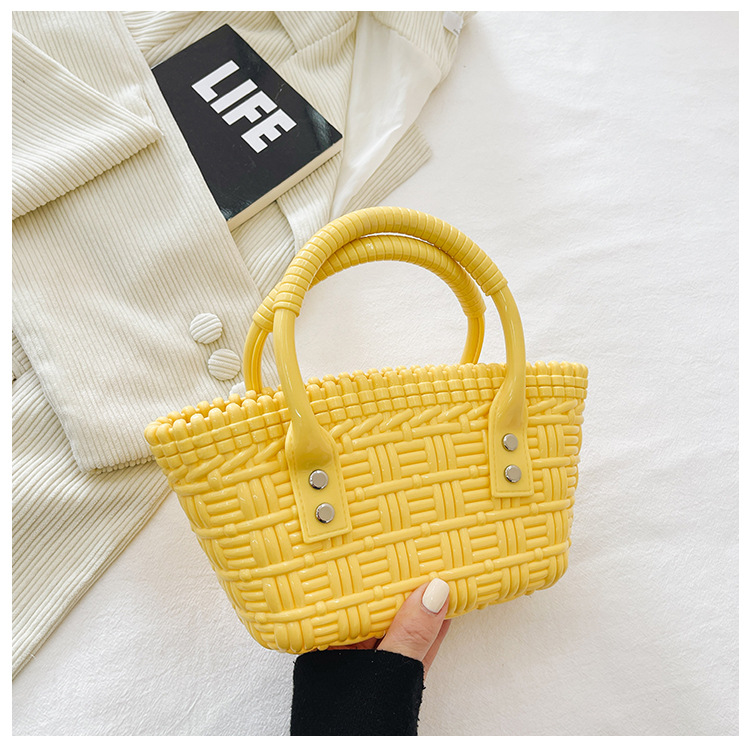 2025 New trendy and versatile crossbody mini vegetable basket jelly bag, fashionable hand-held woven bag, mini tote women's bag undefined