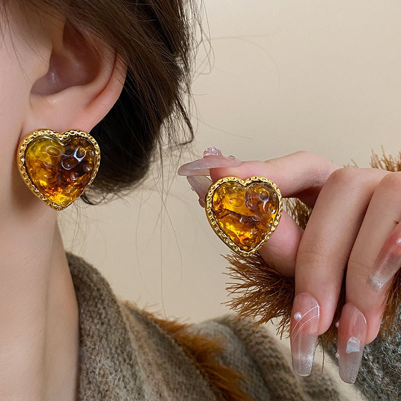 Women's Gender 1 Pair Vintage Style Square Oval Heart Shape Plating Alloy Ear Studs