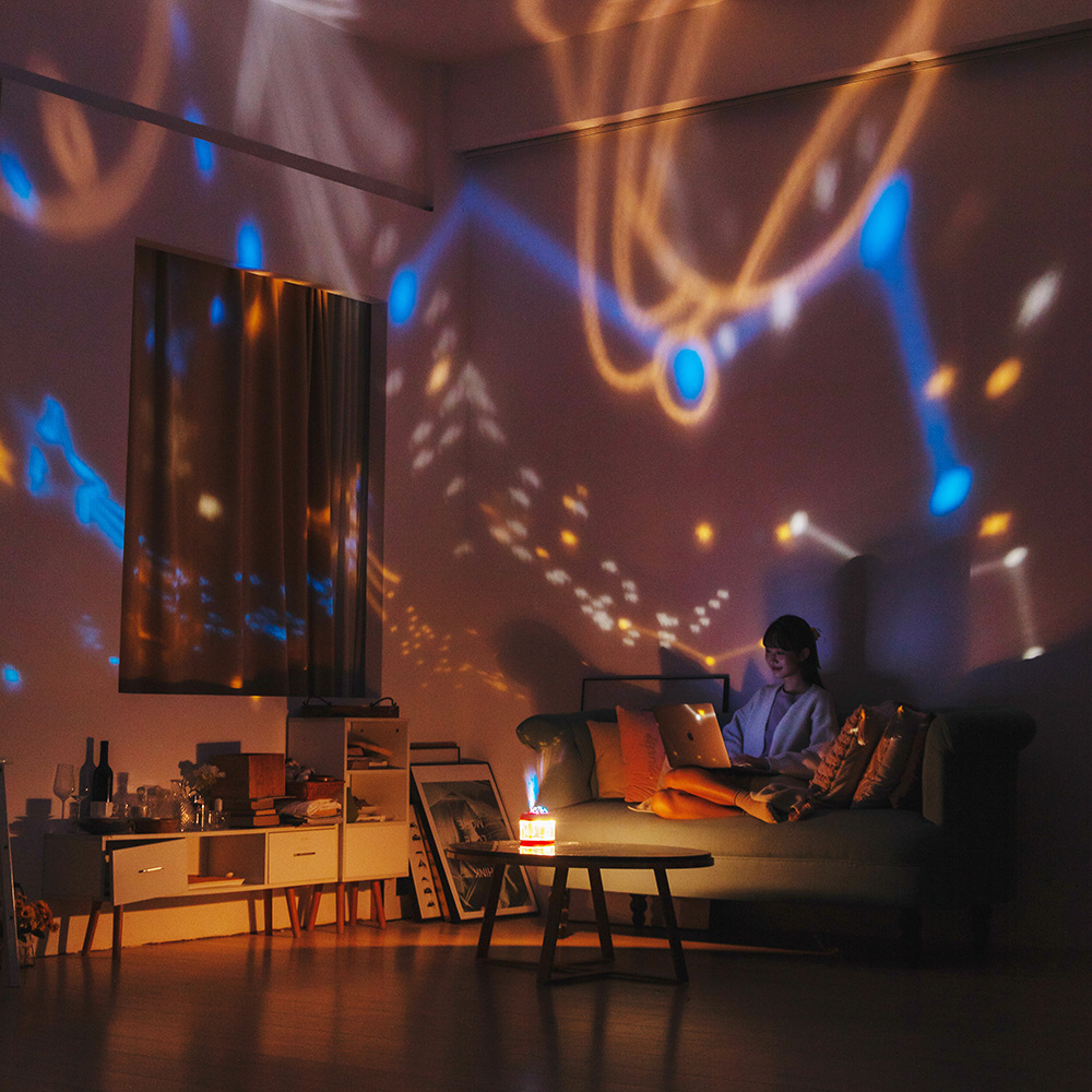 J221投影加濕器 投影旋轉(zhuǎn)大容量迷你usb無線空氣桌面加濕器禮品