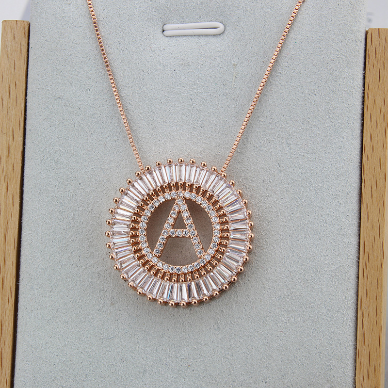 Rose Gold 26 English Alphabet Necklace display picture 2